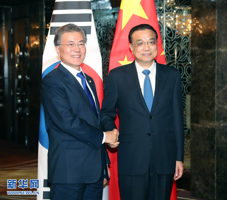 رئيس مجلس الدولة الصيني يحث كوريا الجنوبية على إزالة العقبات من طريق العلاقات الثنائية