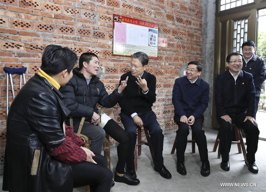 الحزب الشيوعي الصيني يحارب الفساد في مشروعات تخفيف حدة الفقر