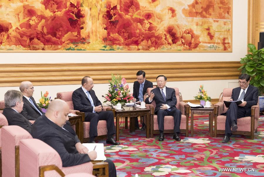عضو مجلس الدولة الصيني يلتقي مع ضيوف سعوديين