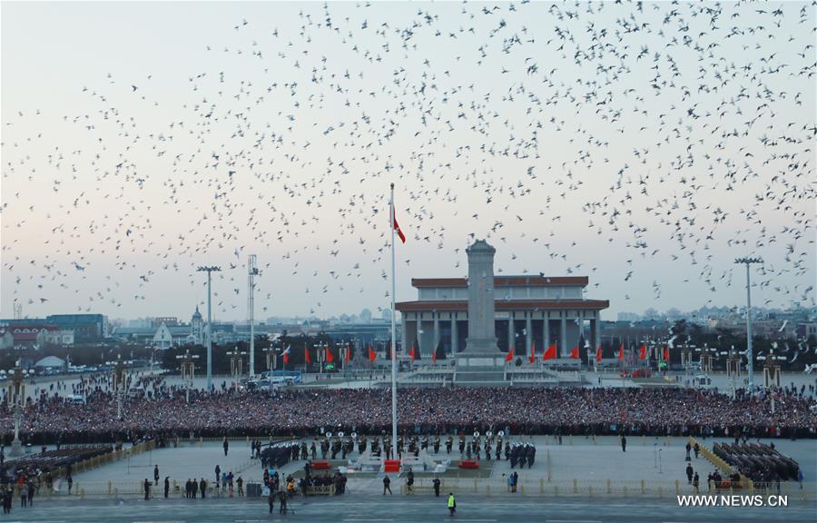 جيش التحرير الشعبي يعتزم القيام بمراسم رفع العلم الوطني في ميدان 