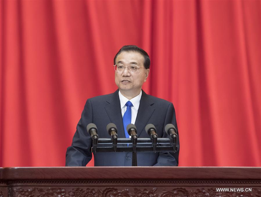 رئيس مجلس الدولة الصيني يدعو لتطوير العلوم والتكنولوجيا