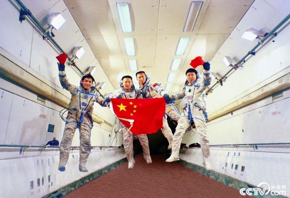 الكشف عن التدريب القاسي لرواد الفضاء الصينيين