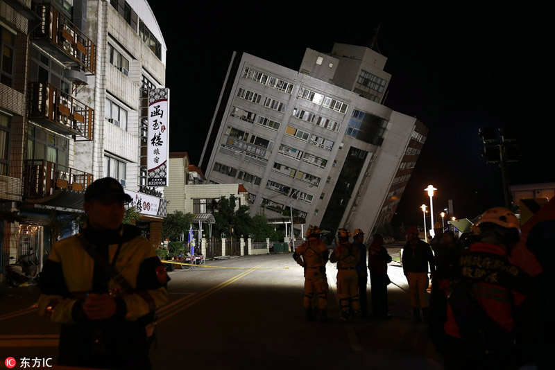 مصرع شخصين وإصابة أكثر من 100 آخرين في زلزال بتايوان