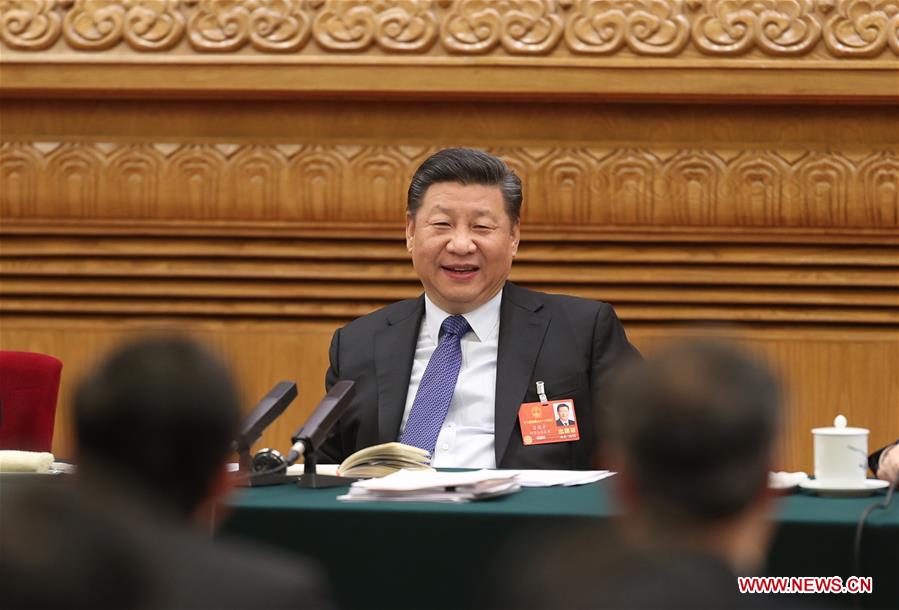 مقالة : قادة صينيون يشاركون في مناقشات مع مشرعين وطنيين