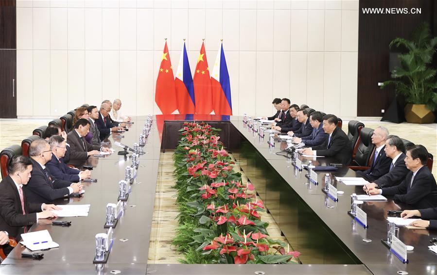 تقرير اخباري: الرئيس شي يدعو إلى الارتقاء بالعلاقات الصينية-الفلبينية