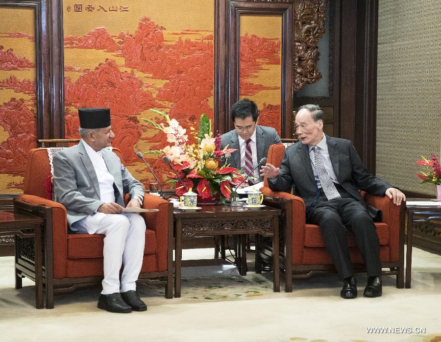 نائب الرئيس الصيني يلتقي بوزير خارجية نيبال