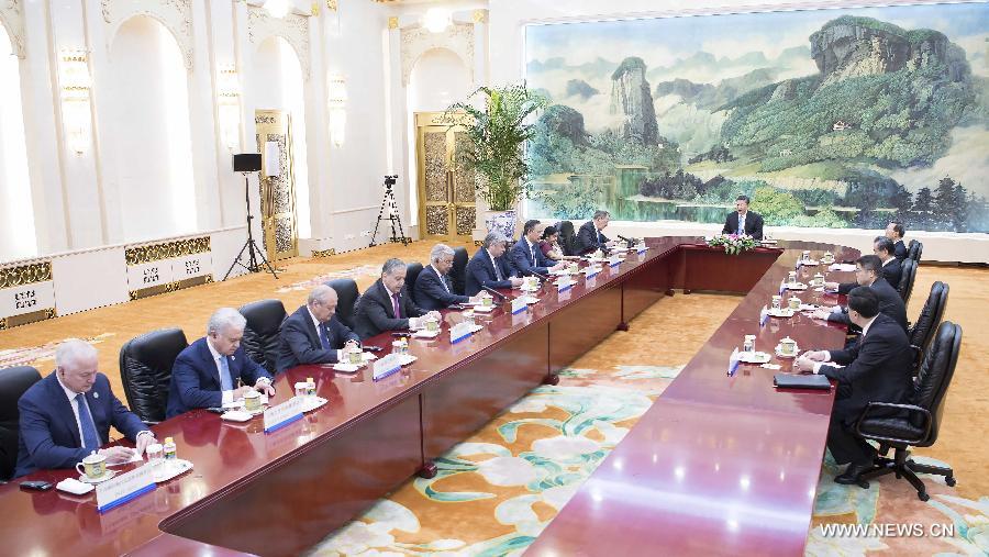 تقرير اخباري: الرئيس شي يتطلع إلى نجاح قمة منظمة شانغهاي للتعاون في تشينغداو