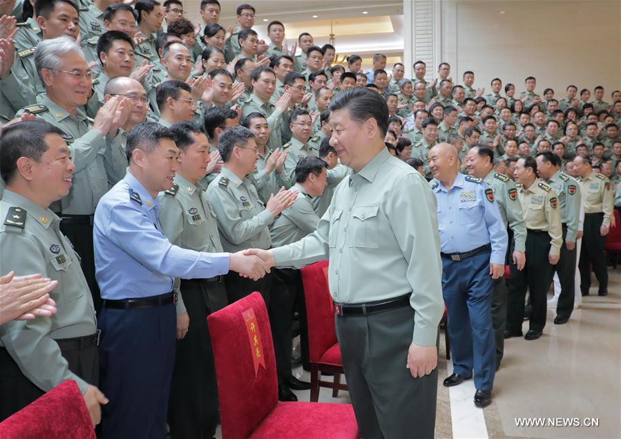 الرئيس شي يحث على بناء مؤسسات بحثية عالية المستوى من أجل جيش قوي