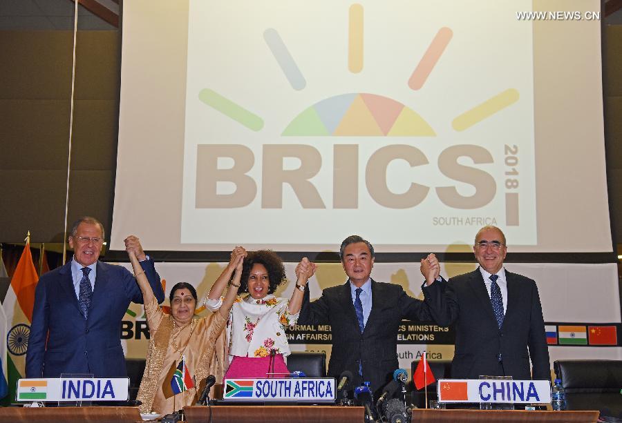 وزير الخارجية الصيني: دول بريكس تحمل على عاتقها التزامات دولية هامة
