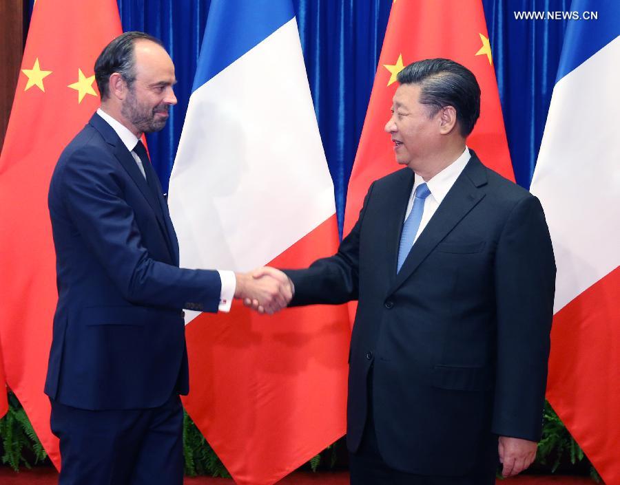 شي جين بينغ يجتمع مع رئيس الوزراء الفرنسي إدوارد فيليب