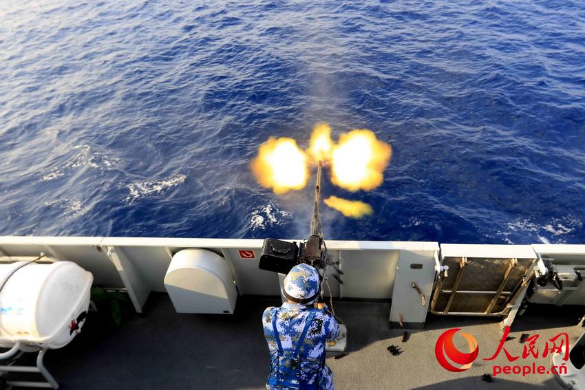 مجموعة صور: تدريبات جنود البحرية الصينية في خليج عدن