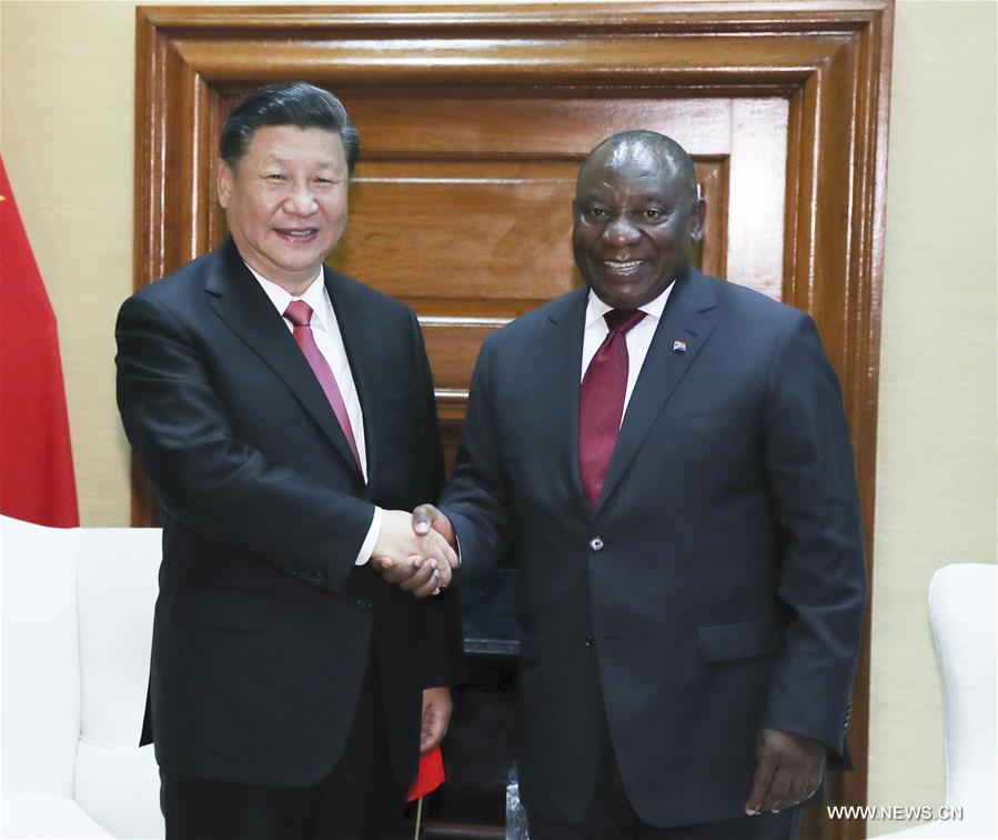 مقالة : الصين وجنوب افريقيا تتفقان على تعزيز الصداقة التقليدية والعلاقات الثنائية