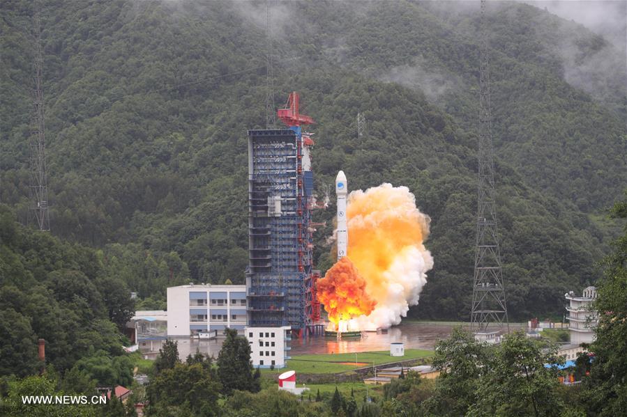 الصين تطلق قمرين لملاحة بيدو-3