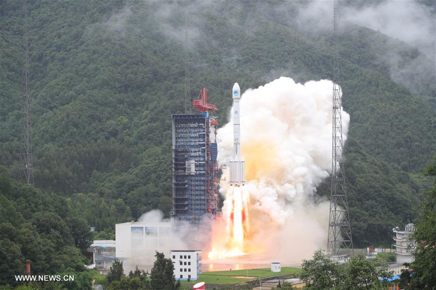الصين تطلق قمرين لملاحة بيدو-3
