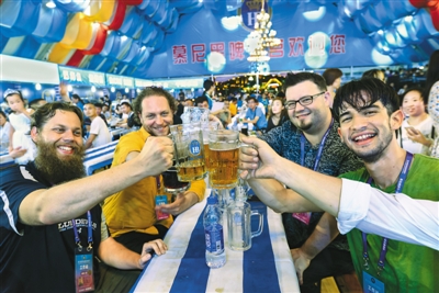 6.2 مليون زائر لأكبر مهرجانات البيرة في الصين