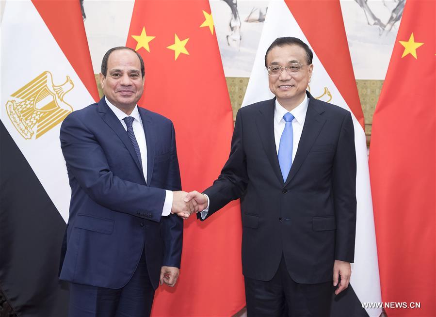 رئيس مجلس الدولة الصيني يلتقي الرئيس المصري