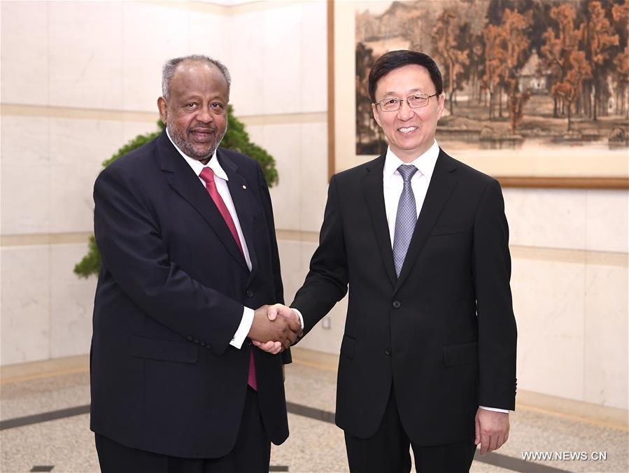نائب رئيس مجلس الدولة الصيني يلتقي رئيس جيبوتي
