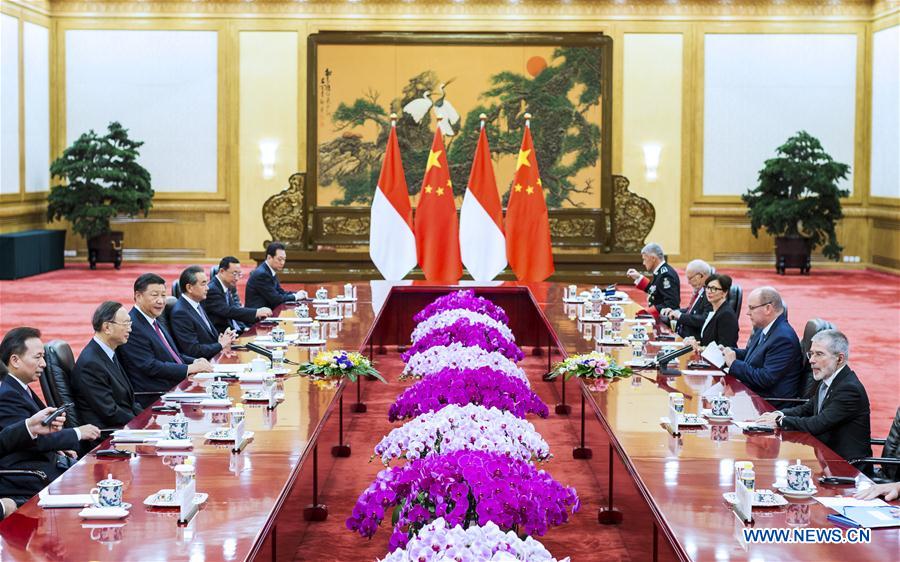 الصين وموناكو تتفقان على تعزيز العلاقات الثنائية