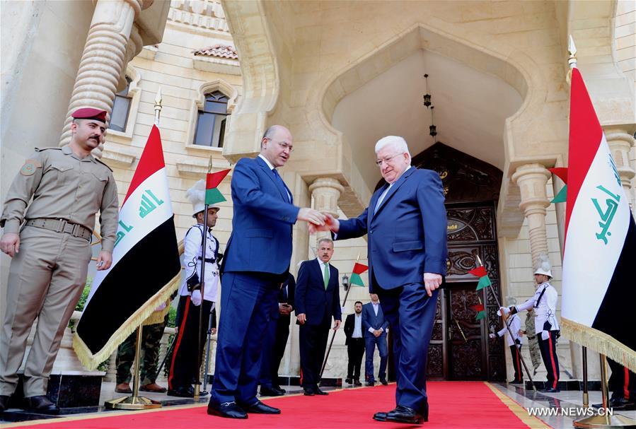 الرئيس العراقي الجديد يتسلم مهام عمله