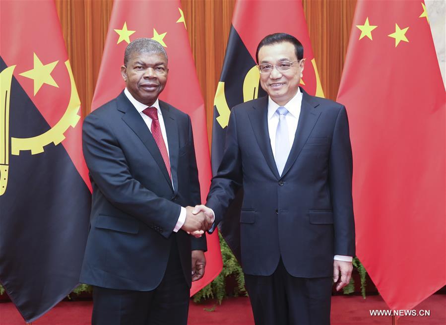 الصين تتطلع إلى رفع مستوى تعاونها مع أنجولا