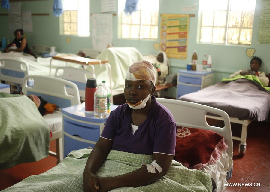 ارتفاع حصيلة ضحايا حادث الحافلة المروّع في زيمبابوي إلى 50 شخصا