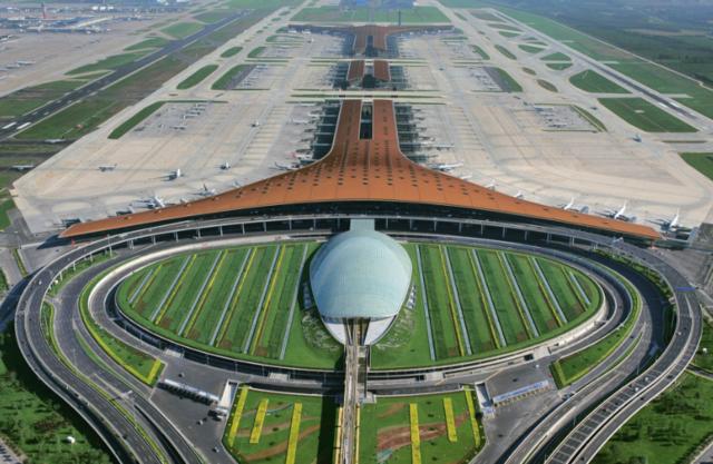 الصين تحتضن 37 مطارا ينقل ما يزيد على 10 ملايين راكب سنويا