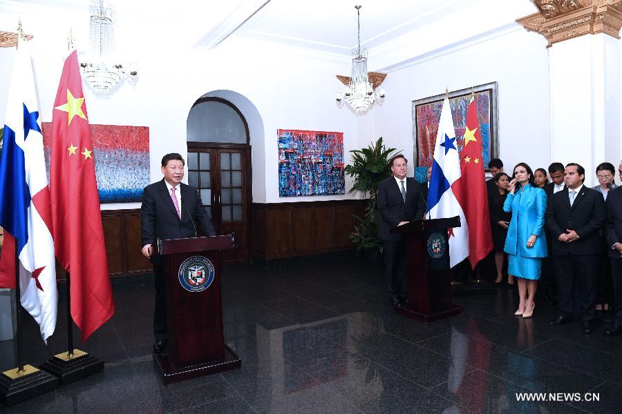الرئيس شي يدعو لمزيد من التعاون في مجال الأعمال مع بنما