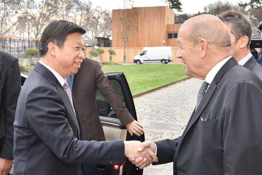 مسؤول بارز بالحزب الشيوعي الصيني يؤكد على أهمية التبادلات والثقة المتبادلة مع فرنسا
