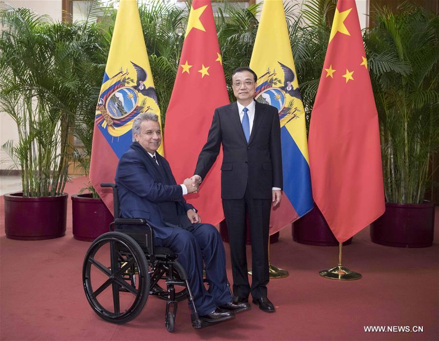 رئيس مجلس الدولة الصيني يلتقي رئيس الإكوادور