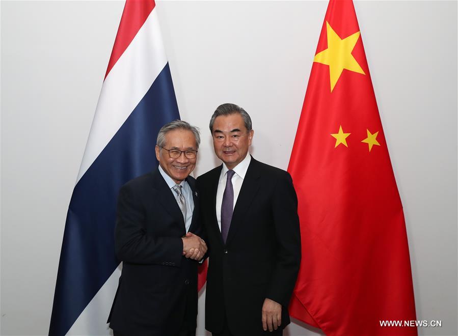 الصين وتايلاند تتعهدان بتعميق التعاون