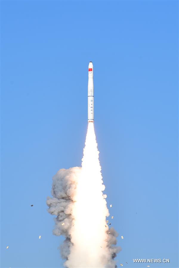 الصين تطلق قمرين اصطناعيين للتصوير متعدد الأطياف