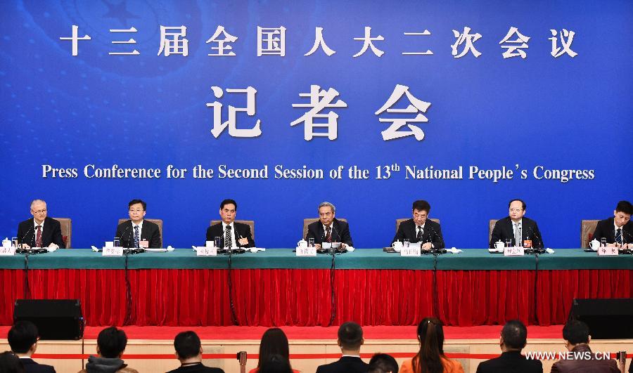 اللجنة الدائمة للمجلس الوطني لنواب الشعب الصيني:271 قانوناً ساري المفعول في الصين