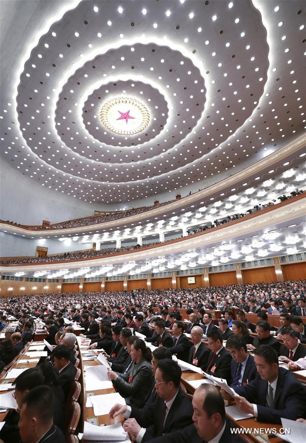 الهيئة التشريعية الوطنية في الصين تبدأ جلستها الكاملة الثالثة للدورة السنوية