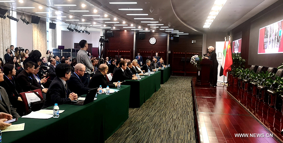 تعزيز التبادل والتعاون الثقافي والتعليمي بين الجامعات والمعاهد في الصين والإمارات