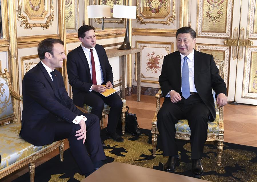 شي وماكرون يتفقان على إقامة شراكة صينية-فرنسية أكثر صلابة واستقرارا وحيوية