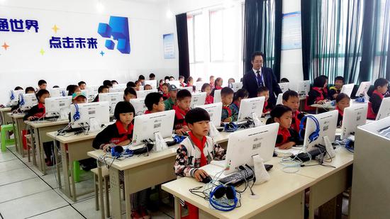 سوق التعليم في الصين يتيح المزيد من الفرص الاستثمارية لرؤوس الأموال الأجنبية