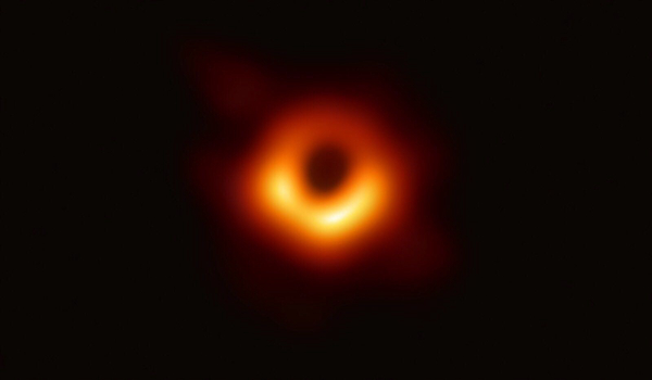 الفلكيون الصينيون أسهموا في أول صورة ألتقطت للثقب الأسود