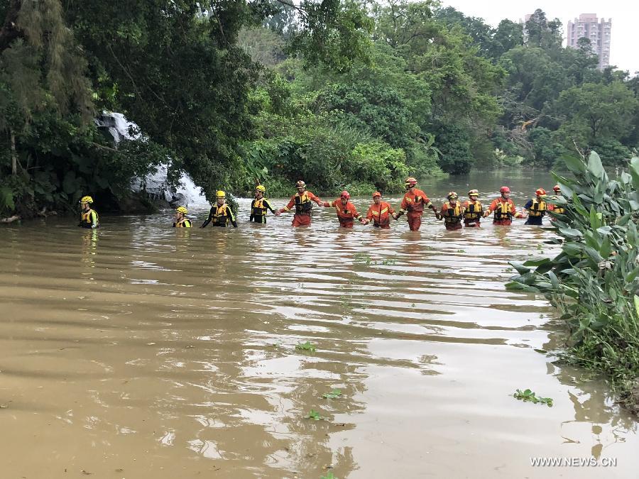 مقتل أربعة أشخاص وفقدان سبعة إثر فيضانات نتجت عن أمطار غزيرة بجنوبى الصين