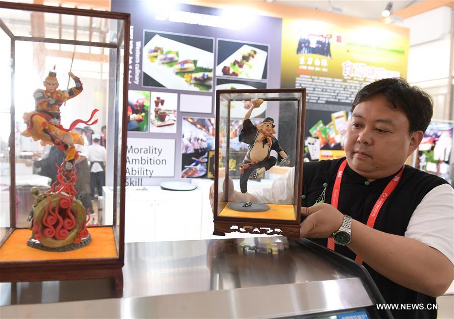 مهرجان الطعام الآسيوي يعرض تنوع وغنى الثقافة الآسيوية