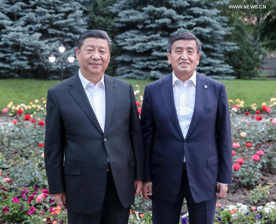 رئيسا الصين وقيرغيزستان يتعهدان بتعزيز العلاقات الثنائية