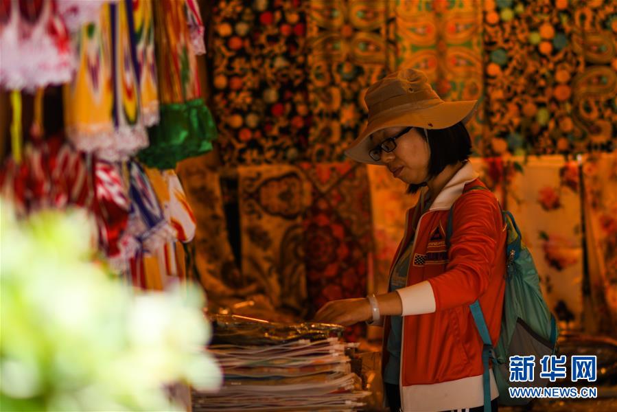 لؤلؤة طريق الحرير .. كاشغر بشينجيانغ تستقبل السياح من جميع أنحاء العالم