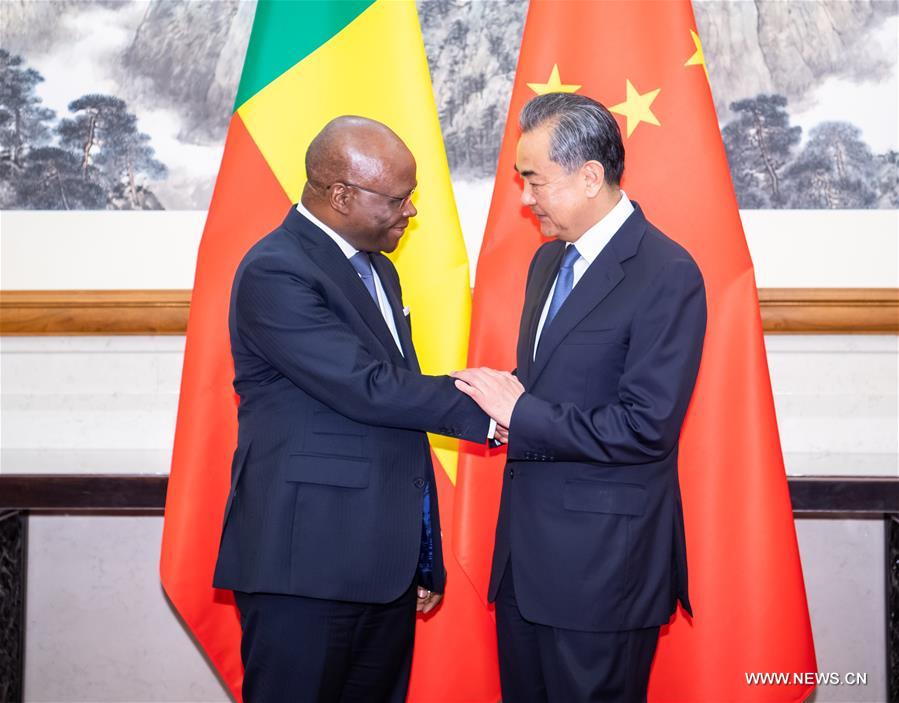 مقالة : الصين والدول الإفريقية تتعهد بتعزيز التعاون