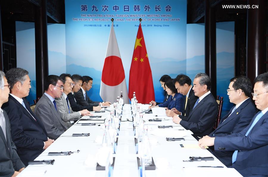 الصين تتطلع إلى تعزيز التواصل مع اليابان