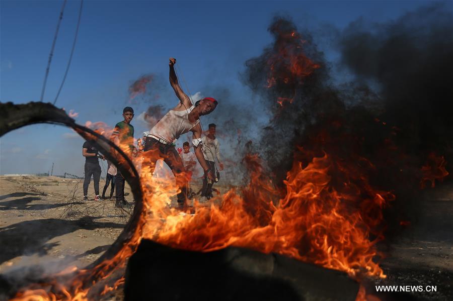 إصابة 75 فلسطينيين في مواجهات مع الجيش الإسرائيلي ضمن مسيرات العودة شرق قطاع غزة