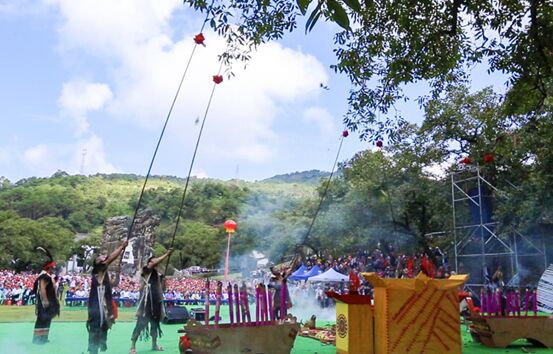 افتتاح مهرجان الجوز في موطنه الصيني بيانغبي