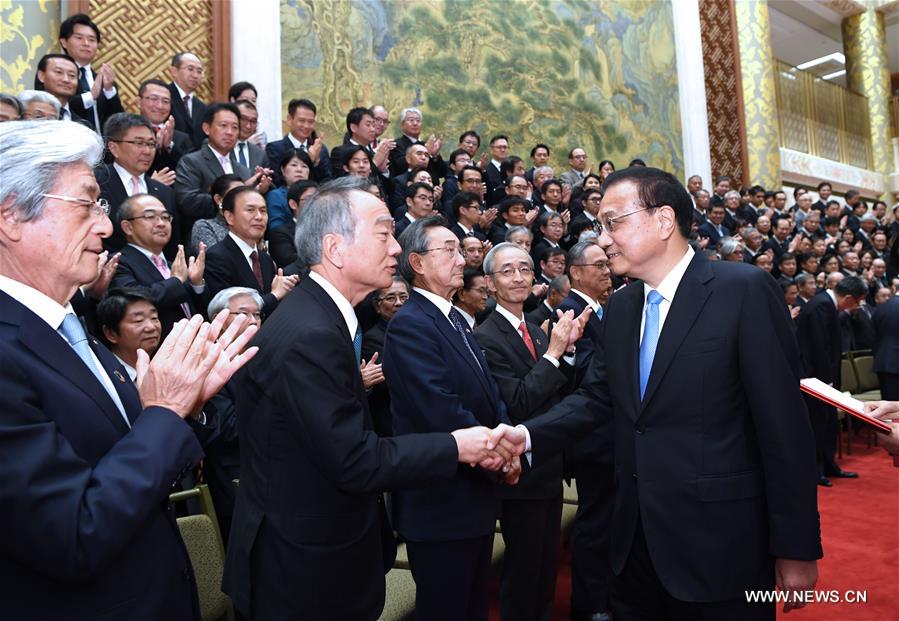 رئيس مجلس الدولة: الصين ترحب بمزيد من الاستثمارات اليابانية