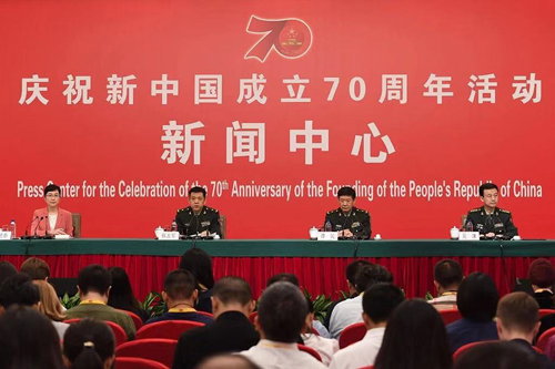15 ألف شخص سيشاركون في الاستعراض العسكري بمناسبة الذكرى السبعين لتأسيس الصين الجديدة