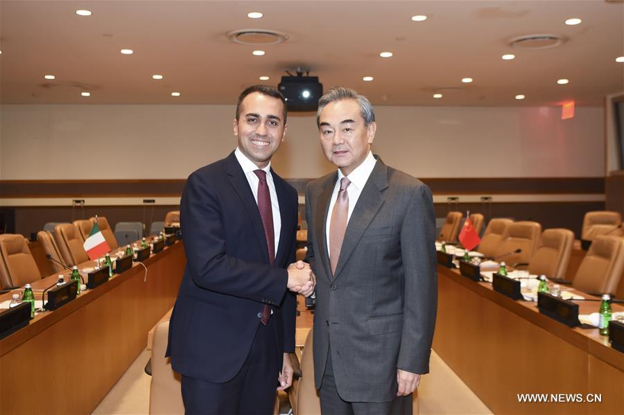 الصين وإيطاليا تتعهدان بتطبيق مذكرة تفاهم حول مبادرة الحزام والطريق بشكل فعال