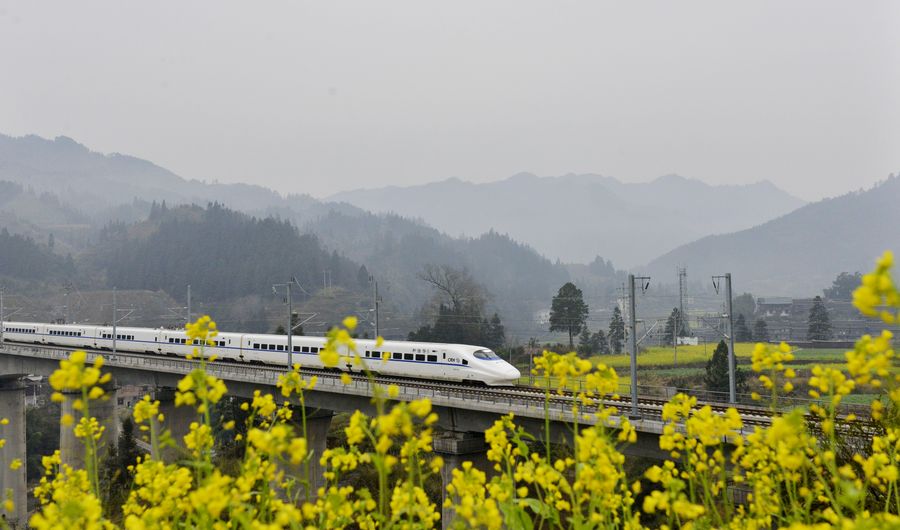 السكك الحديدية في الصين تنقل 2.8 مليار راكب خلال الأرباع الثلاثة الأولى