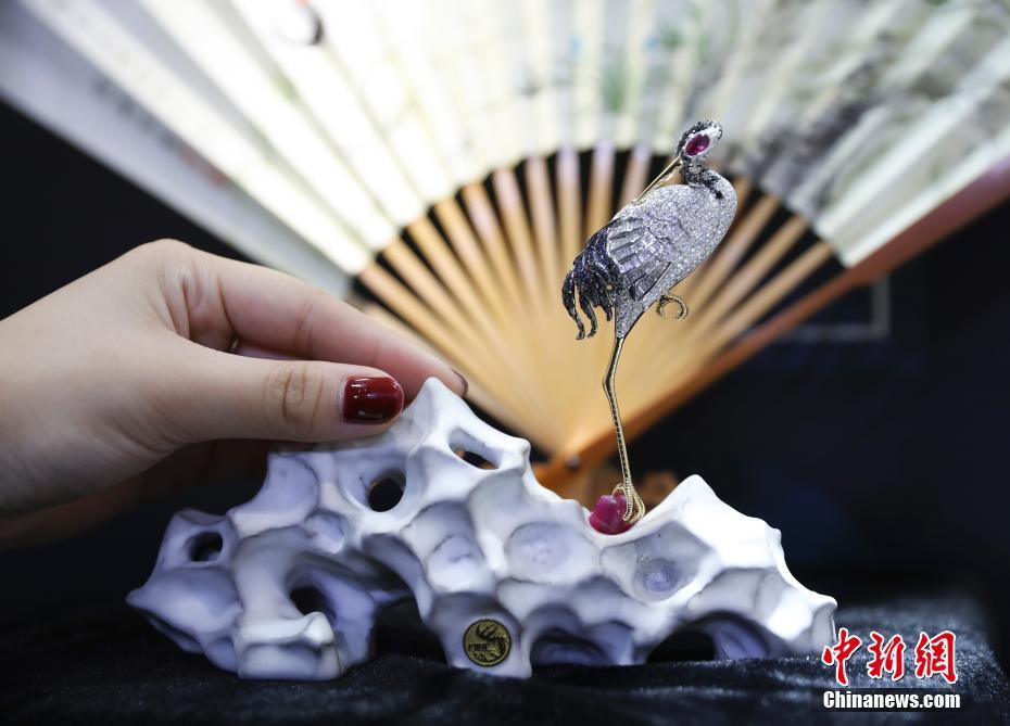 معرض الصين الدولي للمجوهرات 2019 يفتتح ببكين